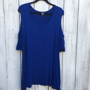 Bobeau Cold Shoulder Top
